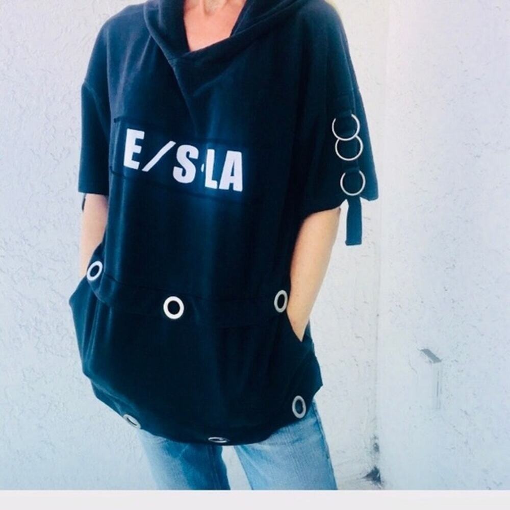 Emma & Sam Hoodie Women Size S Black Grommet O-Ring Short Sleeve Streetwear Goth
